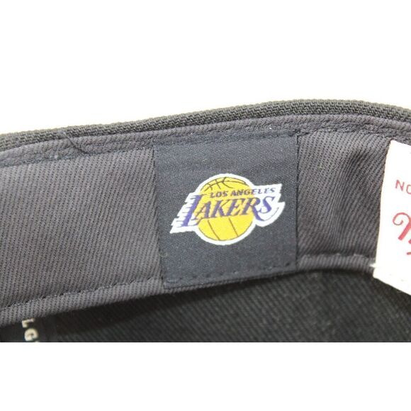 Mitchell & Ness  NBA LA Lakers Fitted Size 8 Flatbill Hat 3D Logo Black Cap NWT - Picture 8 of 10